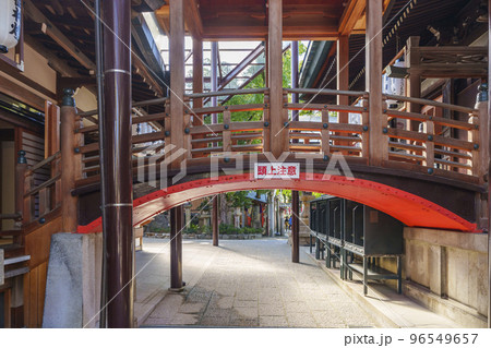 石切劔箭神社（石切神社）渡廊下橋 96549657
