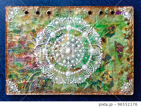 Cover with white mandala Cover with white mandala 96552176