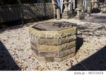 石切劔箭神社上之社　井戸 96553028