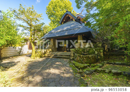 登美霊社(石切剣箭神社上ノ社 境内社) 登美霊社(石切剣箭神社上ノ社 境内社) 96553058