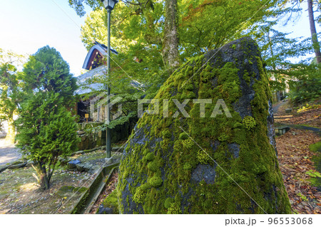 登美霊社（石切剣箭神社上ノ社　境内社） 96553068