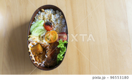 手作りのお弁当 手作りのお弁当 96553180