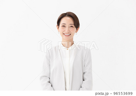 ビジネス　女性　白バック 96553699