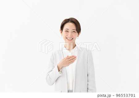 ビジネス　女性　白バック 96553701