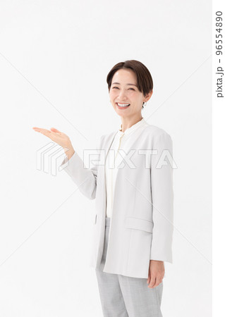 おすすめ　女性　白バック 96554890
