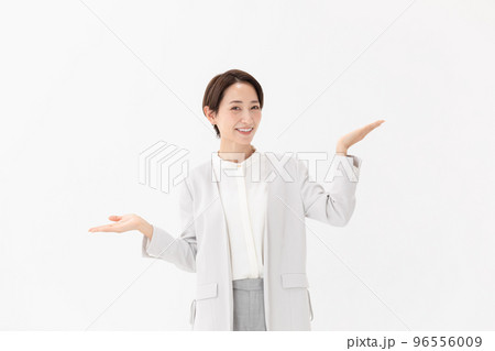 おすすめ　比較　選ぶ　女性　白バック　 96556009