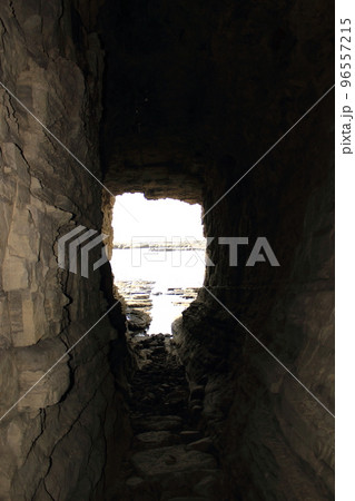 鳥毛洞窟の中から 96557215