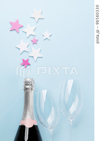 Champagne bottle and star decor 96560330