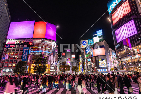 日本の東京都市景観 BQ.1.1…マスク盲信…換気欠如、再び感染爆発は必然…＝11月19日、渋谷 96560875