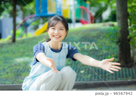 保育士 公園 保育士 公園 96567942