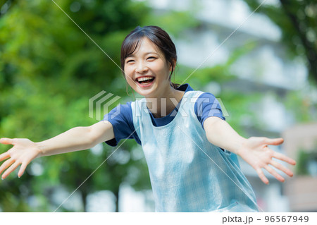 保育士　公園　 96567949