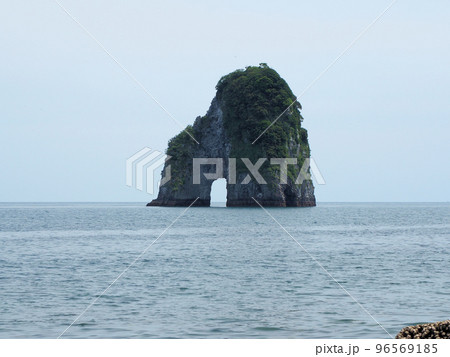 指宿にある神秘の島、俣川洲　鹿児島県指宿市山川福元 96569185