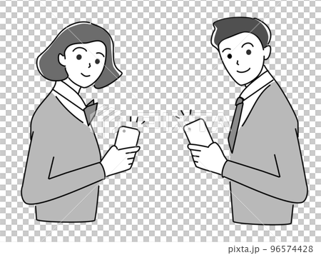 スマホを持つ男女の制服の学生 96574428