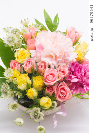 お祝い 花束 カーネーション 薔薇 お祝い 花束 カーネーション 薔薇 96579641