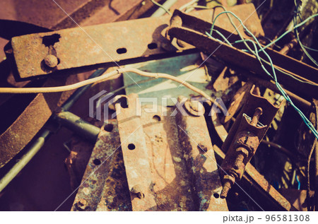 metal scrap metal scrap 96581308
