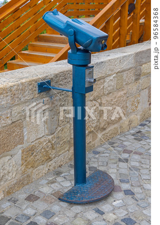 Tourist Binoculars Coin Operated 96584368