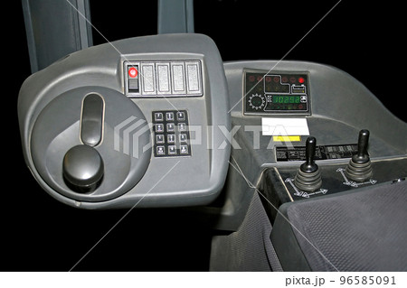Lifter cockpit 96585091