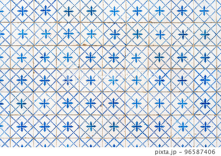 Traditional portuguese light blue tile Azulejo 96587406