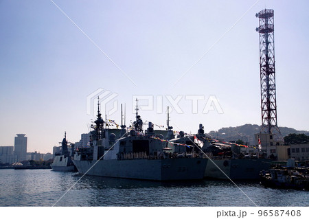 カナダ海軍巡洋艦 バンクーバー & ウィニペグ Canadian Navy 神奈川県 横須賀 吉倉 カナダ海軍巡洋艦 バンクーバー & ウィニペグ Canadian Navy 神奈川県 横須賀 吉倉 96587408