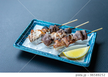 豚のガツ串 炭火焼き 豚のガツ串 炭火焼き 96589252