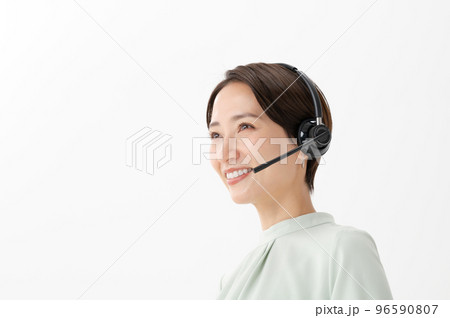 ヘッドセット 女性 白バック ヘッドセット 女性 白バック 96590807