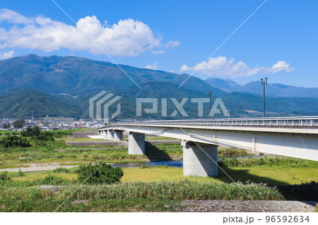 富士川大橋（山梨県富士川町、市川三郷町） 96592634