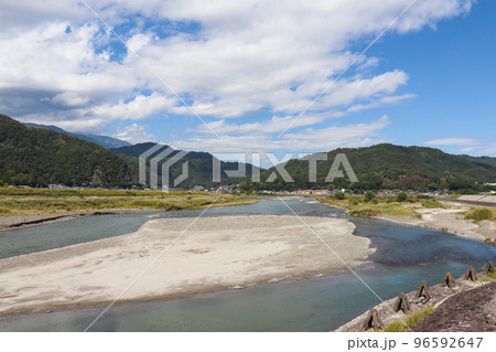 富士川(山梨県身延町、市川三郷町) 富士川(山梨県身延町、市川三郷町) 96592647