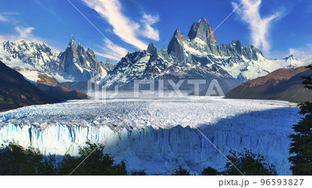 ペリトモレノ氷河とフィッツロイ山合成写真 96593827