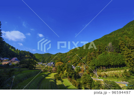 大阪府河内長野市天見　流谷地区　のどかな里山風景 96594497