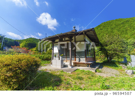 流谷観音堂（河内長野市流谷地区　蝋梅の里） 96594507