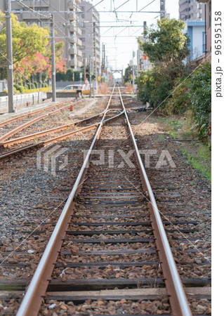 宇部新川駅近くの踏切 宇部新川駅近くの踏切 96595158