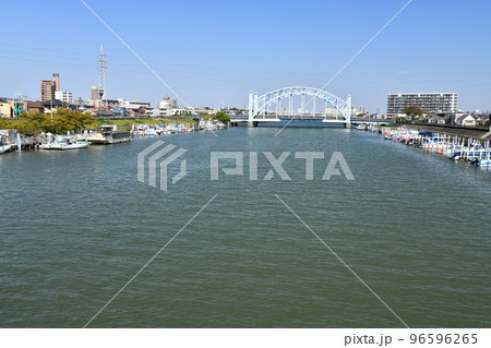 瑞江大橋/新中川より上流/明和橋方向を望む(東京都江戸川区)【2022.10】 瑞江大橋/新中川より上流/明和橋方向を望む(東京都江戸川区)【2022.10】 96596265