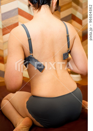 女性　下着 96604862