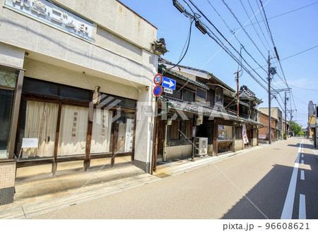 岐阜県大垣市 旧美濃路のレトロな街並み 岐阜県大垣市 旧美濃路のレトロな街並み 96608621