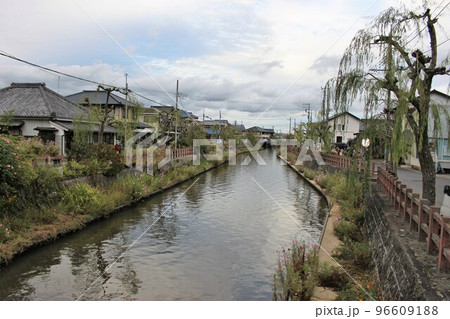 江戸情緒あふれる佐原の川沿い 江戸情緒あふれる佐原の川沿い 96609188