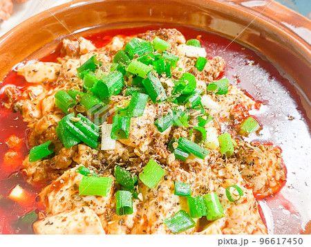 中国四川料理・麻婆豆腐煲(土鍋麻婆豆腐) 中国四川料理・麻婆豆腐煲(土鍋麻婆豆腐) 96617450