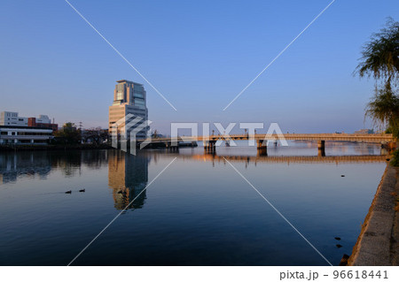 早朝の大橋 島根県松江市 日本百名橋 早朝の大橋 島根県松江市 日本百名橋 96618441