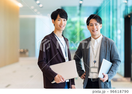 エンジニア ビジネス オフィス 会議 オフィスカジュアル 撮影協力「LINK FOREST」 エンジニア ビジネス オフィス 会議 オフィスカジュアル 撮影協力「LINK FOREST」 96618790