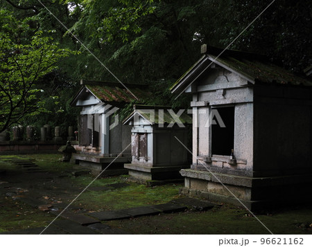 瑞龍寺の石廟 瑞龍寺の石廟 96621162