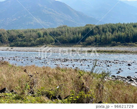 【徳島】中央構造線加茂露頭 96621729