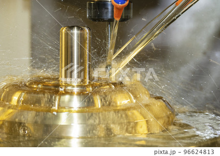 The CNC milling machine cutting the shell mold part with oil coolant method. The CNC milling machine cutting the shell mold part with oil coolant method. 96624813