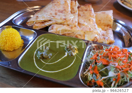 ほうれん草カレー ほうれん草カレー 96626527