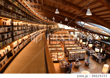 佐賀県武雄市図書館　建築 96629155