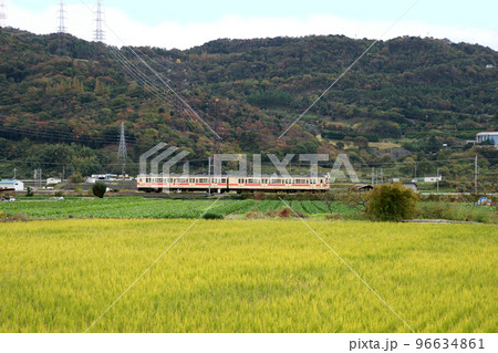 JR和歌山線　JR紀伊小倉駅付近  和歌山県 96634861