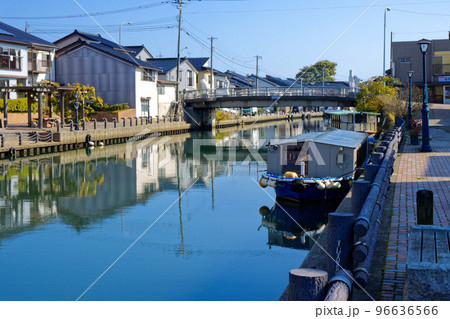 山王橋と遊覧船乗り場　川の駅新湊 96636566