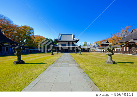 国宝瑞龍寺　仏殿　高岡市 96640111