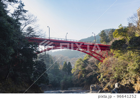 東京都奥多摩氷川渓谷　昭和橋 96641252