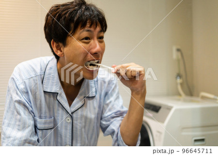 オーバーブラッシング 96645711