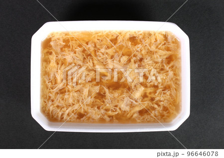 パックに入ったタマゴ寒天 96646078