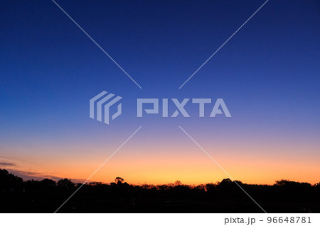 マジックアワー 96648781